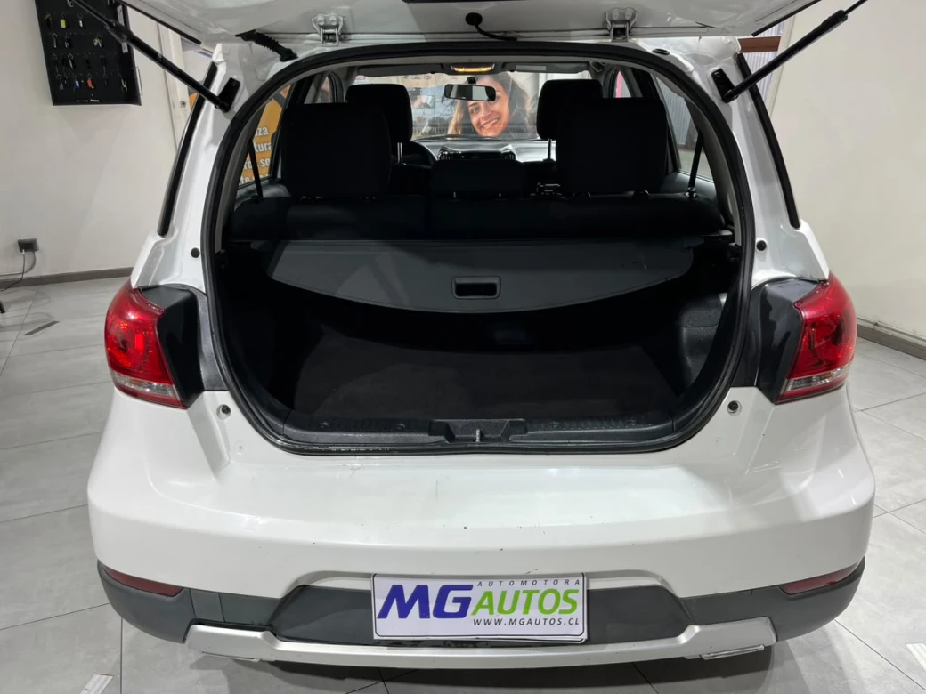 imagen 0 de vehiculo con id 2235